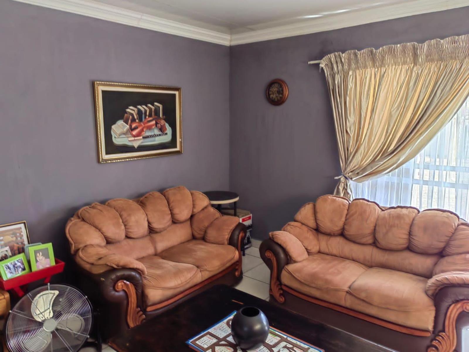 Sibahlenomhlambi Guesthouse Springs  Habitación foto