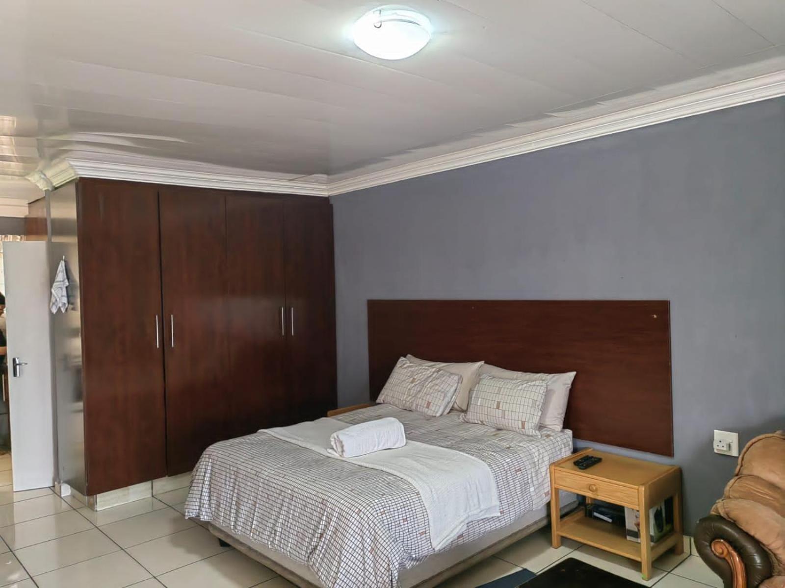 Sibahlenomhlambi Guesthouse Springs  Habitación foto