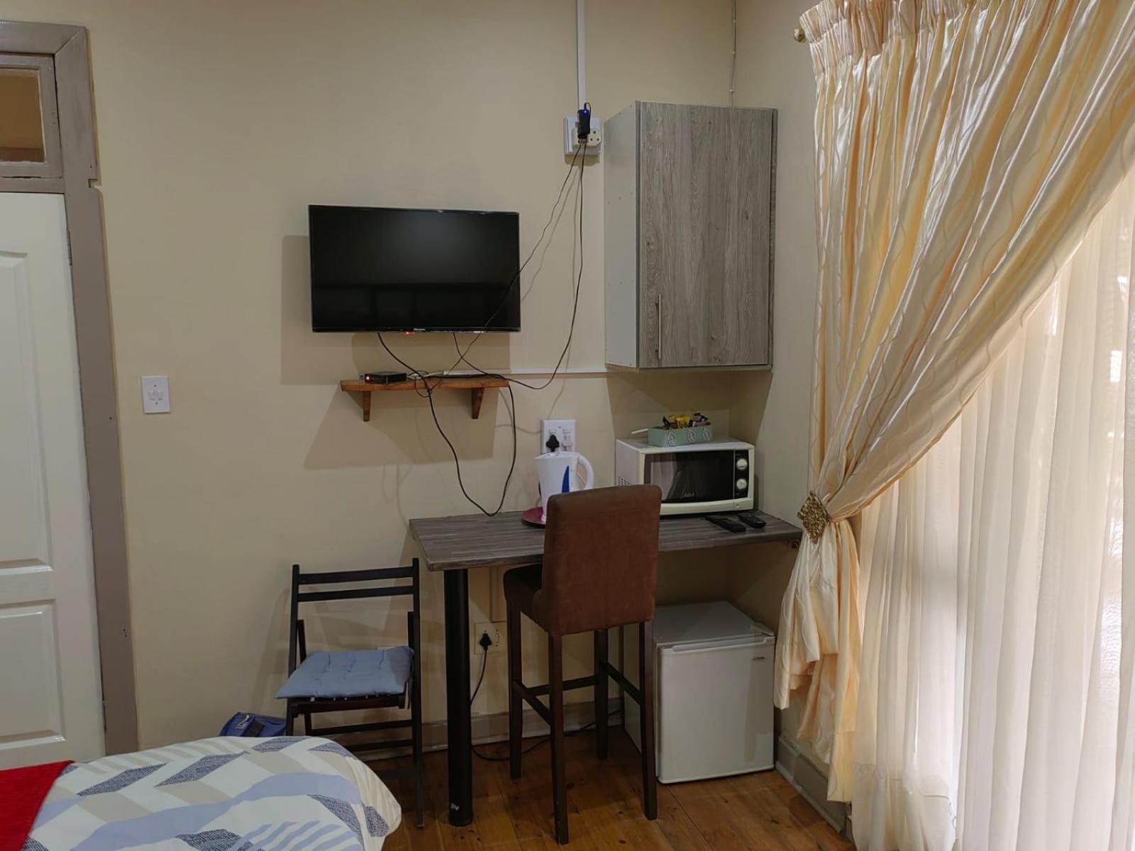 Sibahlenomhlambi Guesthouse Springs  Habitación foto