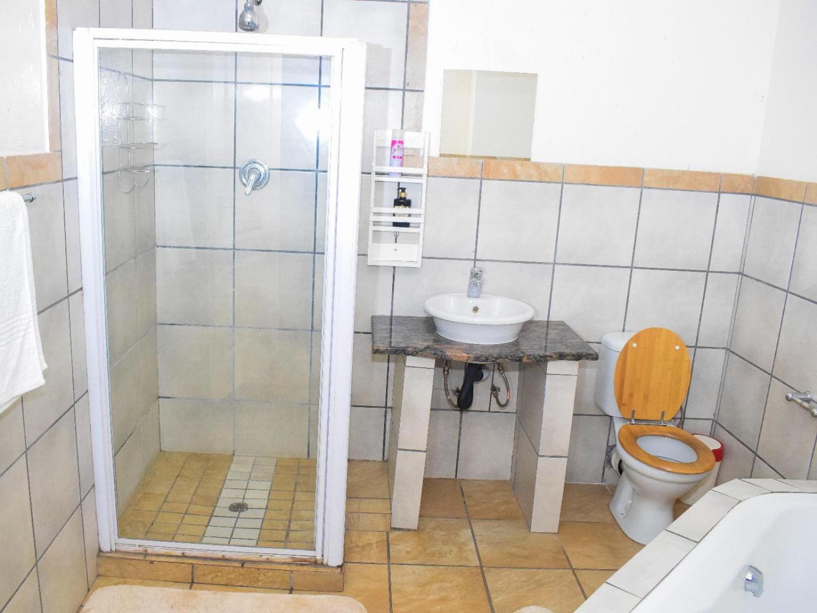 Sibahlenomhlambi Guesthouse Springs  Habitación foto